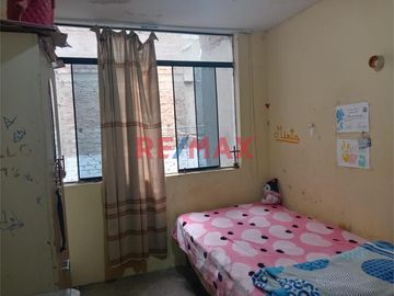 Venta De Casa Urb San Isidro 1Ra Etapa 2 Pisos