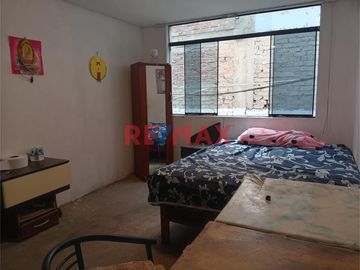 Venta De Casa Urb San Isidro 1Ra Etapa 2 Pisos