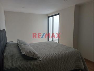 PRECIOSO DEPARTAMENTO ESTRENO 1ER PISO FRENTE A PARQUE ENTREGA INMEDIATA SURCO!
NO PAGA ALCABALA!
Oportunidad: ¡Vive frente a la naturaleza sin sali