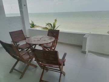 PRECIOSO DEPARTAMENTO PENTHOUSE EN LA PLAYA DE SAN BENITO