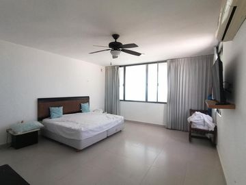 PRECIOSO DEPARTAMENTO PENTHOUSE EN LA PLAYA DE SAN BENITO