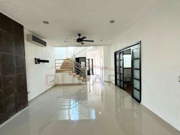 Casa en Venta Fraccionamiento Raices