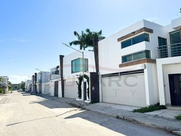 Casa en Venta Fraccionamiento Raices