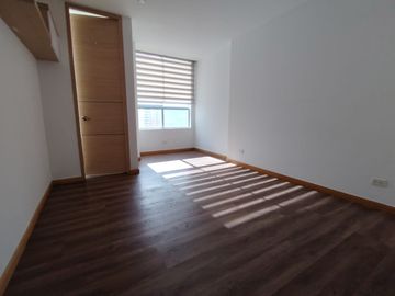 apartamento en arriendo en loma de las brujas. Cod A9434054