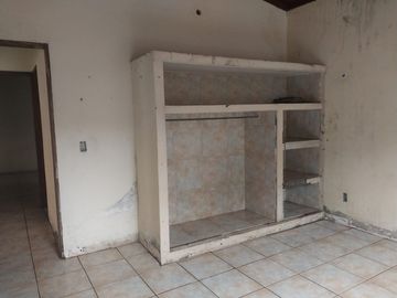 Casa en Venta  Como Terreno en Armeria, Colima