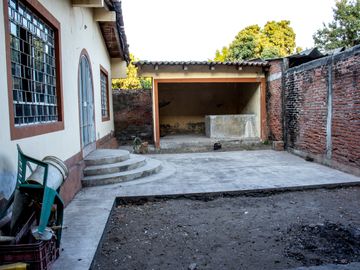 Casa en Venta  Como Terreno en Armeria, Colima