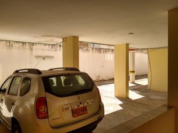 apartamento en venta en altos de riomar. Cod V11313