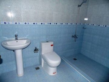 3 Bedrooms 2 Storey House and Lot for Sale in Hensonville AC