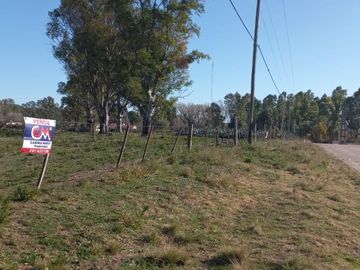 Lote gran tamaño en Barrio de casaquintas con fácil ingreso
