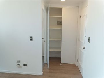 AP371 Renovado 2 Dormitorios 1 Baño 49 más 3 de terraza