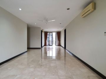 RUMAH at Jl TELADAN / FATMAWATI, JAKSEL (DEKAT MRT STATION)