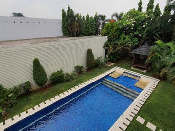 RUMAH at Jl TELADAN / FATMAWATI, JAKSEL (DEKAT MRT STATION)