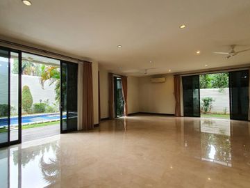 RUMAH at Jl TELADAN / FATMAWATI, JAKSEL (DEKAT MRT STATION)