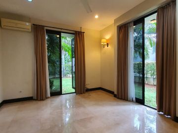 RUMAH at Jl TELADAN / FATMAWATI, JAKSEL (DEKAT MRT STATION)