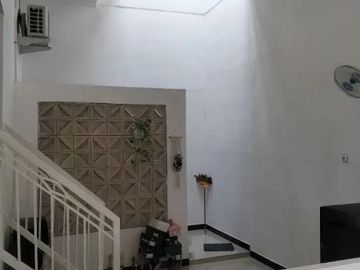 Dijual Rumah Wisma Tirta Agung Surabaya Timur Dekat Gunung Anyar
