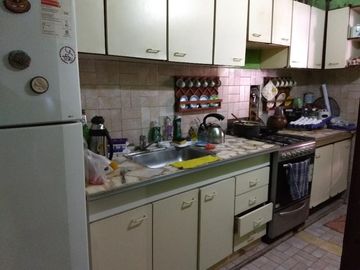 Casa en venta en Isidro Casanova