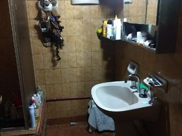 Casa en venta en Isidro Casanova
