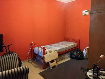 Casa en venta en Isidro Casanova