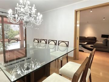 Casa en Venta en Lo Barnechea