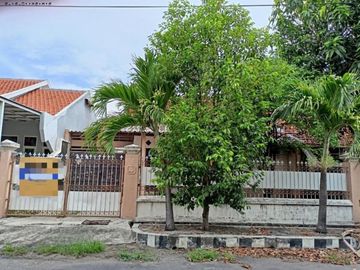 Rumah Rungkut Asri Listrik 2200 watt Row jalan 2,5 mobil
