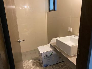 CASA EN VENTA, CONTRY LA SILLA - GUADALUPE N.L.