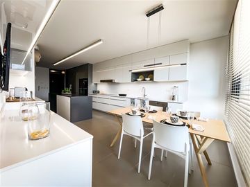 Departamento en venta de 4 dorm. en Lo Barnechea