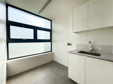 Departamento en venta de 4 dorm. en Lo Barnechea