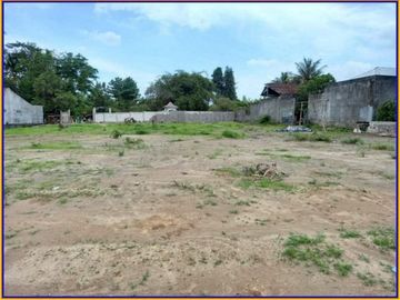 Tanah Bagus Strategis Area Jakal km 7,5 Free Notaris