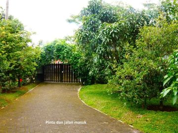 [EAEFAD] 7 Bedroom House for Sale, 446m2 - Sumedang, West Java