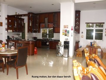 [EAEFAD] 7 Bedroom House for Sale, 446m2 - Sumedang, West Java