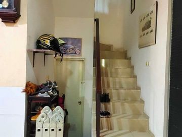 Rumah 2 Lantai di Cluster Golden City Bekasi