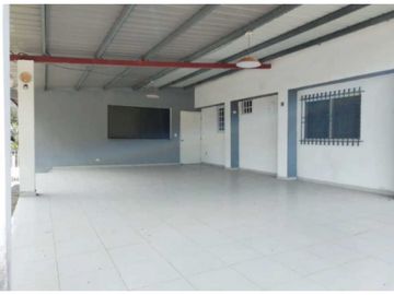VENDO CASA EN LA CHORRERA GUADALUPE 3R