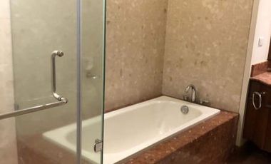 3BR Condo For Rent/Lease 3 Bedrooms in Rizal Tower Rockwell Makati City