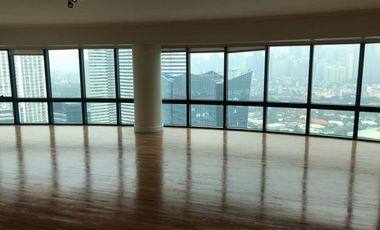 3BR Condo For Rent/Lease 3 Bedrooms in Rizal Tower Rockwell Makati City
