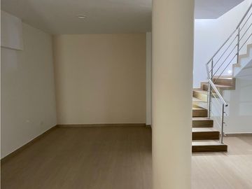 ¡Descubre tu hogar de ensueño en la Urbanización Ciudad del Mar.