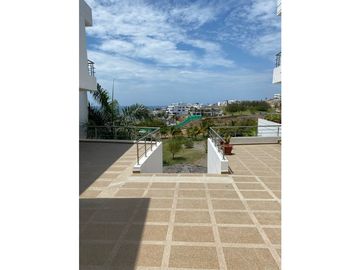 ¡Descubre tu hogar de ensueño en la Urbanización Ciudad del Mar.