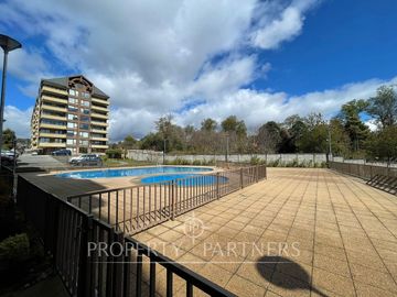 Lindo departamento de tres domitorios en Condominio Costanera Playa