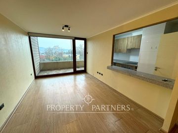 Lindo departamento de tres domitorios en Condominio Costanera Playa