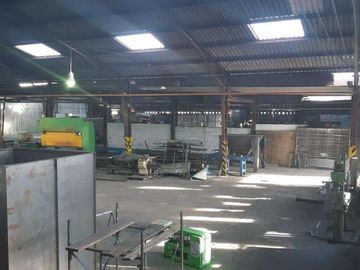 VENDO BODEGA INDUSTRIAL SECTOR SANGOLQUI.