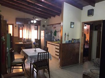 Casa en venta en Quilmes Sur