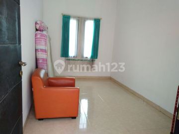 Dijual Cepat...... Murah.....Diskon... Rumah Minimalis 3 Lantai ...Baru Renovasi ....Di Cengkir Barat Kelapa Gading