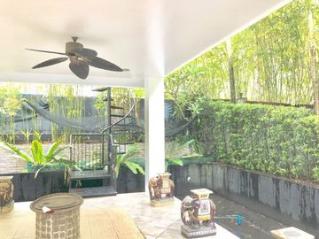 Rush Sale 5 BR Vacation Home Las Haciendas Laurel Batangas