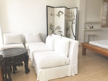 Rush Sale 5 BR Vacation Home Las Haciendas Laurel Batangas