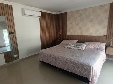 casa condominio en venta en la castellana. Cod V12244