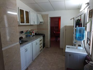 CASA AMOBLADA EN VENTA SANTA ROSA DE CALAMUCHITA FRENTE AL RIO