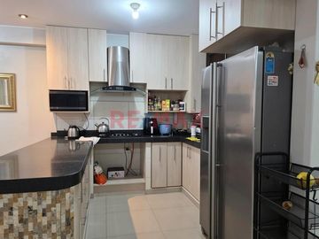 🌟 ¡Tu Nuevo Hogar En El Primer Piso Con Cochera Y 110M2  Cerca Auniversidad Nacional De Piura Te Espera! 🌟
