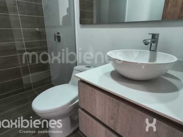 apartamento en arriendo en  tres esquinas. Cod A68795
