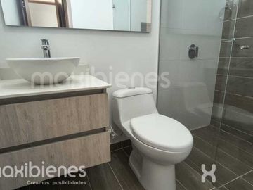 apartamento en arriendo en  tres esquinas. Cod A68795