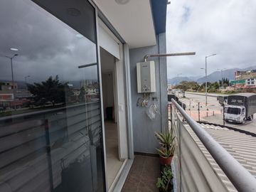 apartamento en venta en villa mayor oriental. Cod V5082