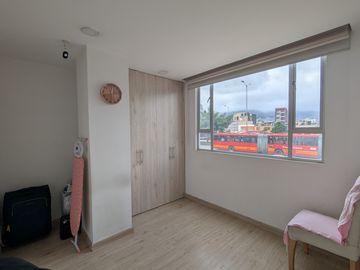 apartamento en venta en villa mayor oriental. Cod V5082